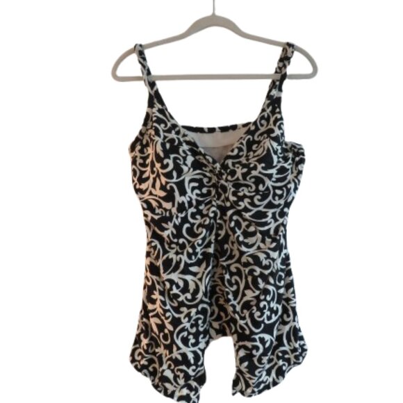 MIRACLESUIT Black and White Flyaway Swim Tankini in Love Scroll Knot - Size US 8 - Picture 1 of 14